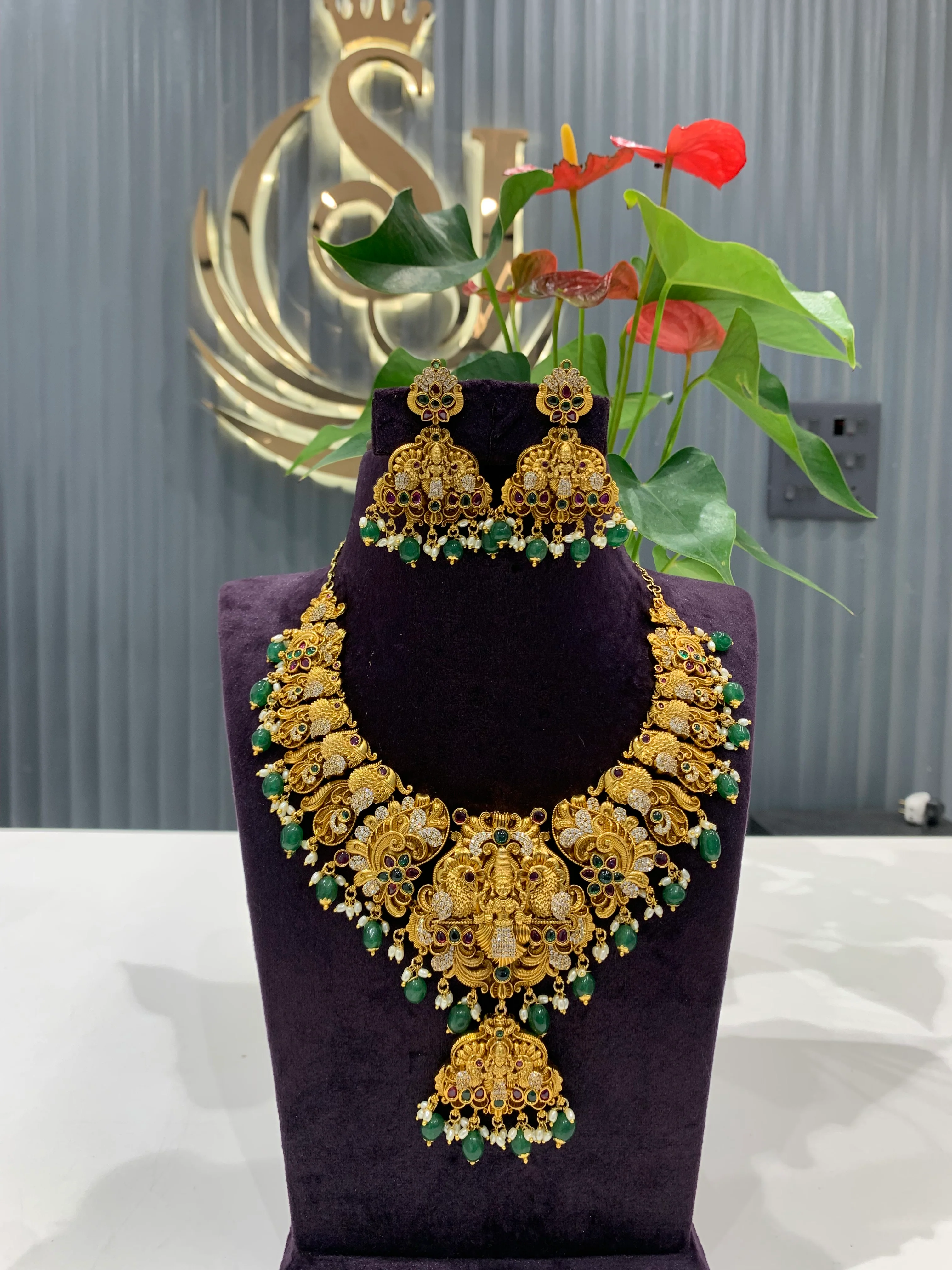 Beautiful 3D necklace - Image 2