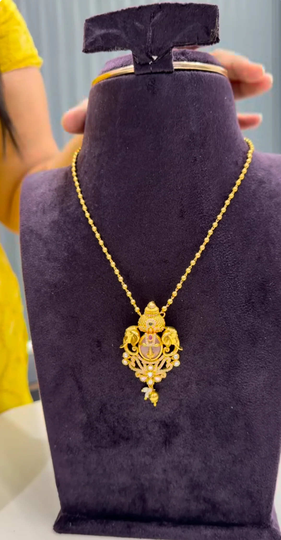 Beautiful balaji baby pink colour pendant with gold boll chain 18 inchs - Image 2