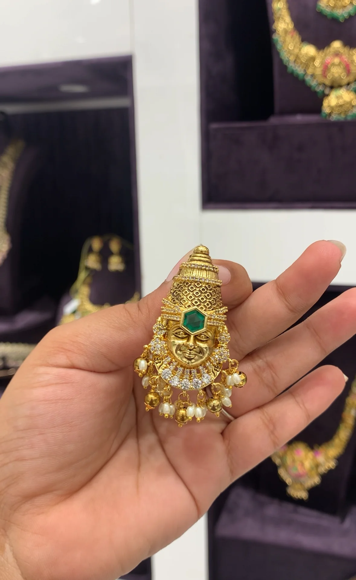Beautiful balaji pendant with hook