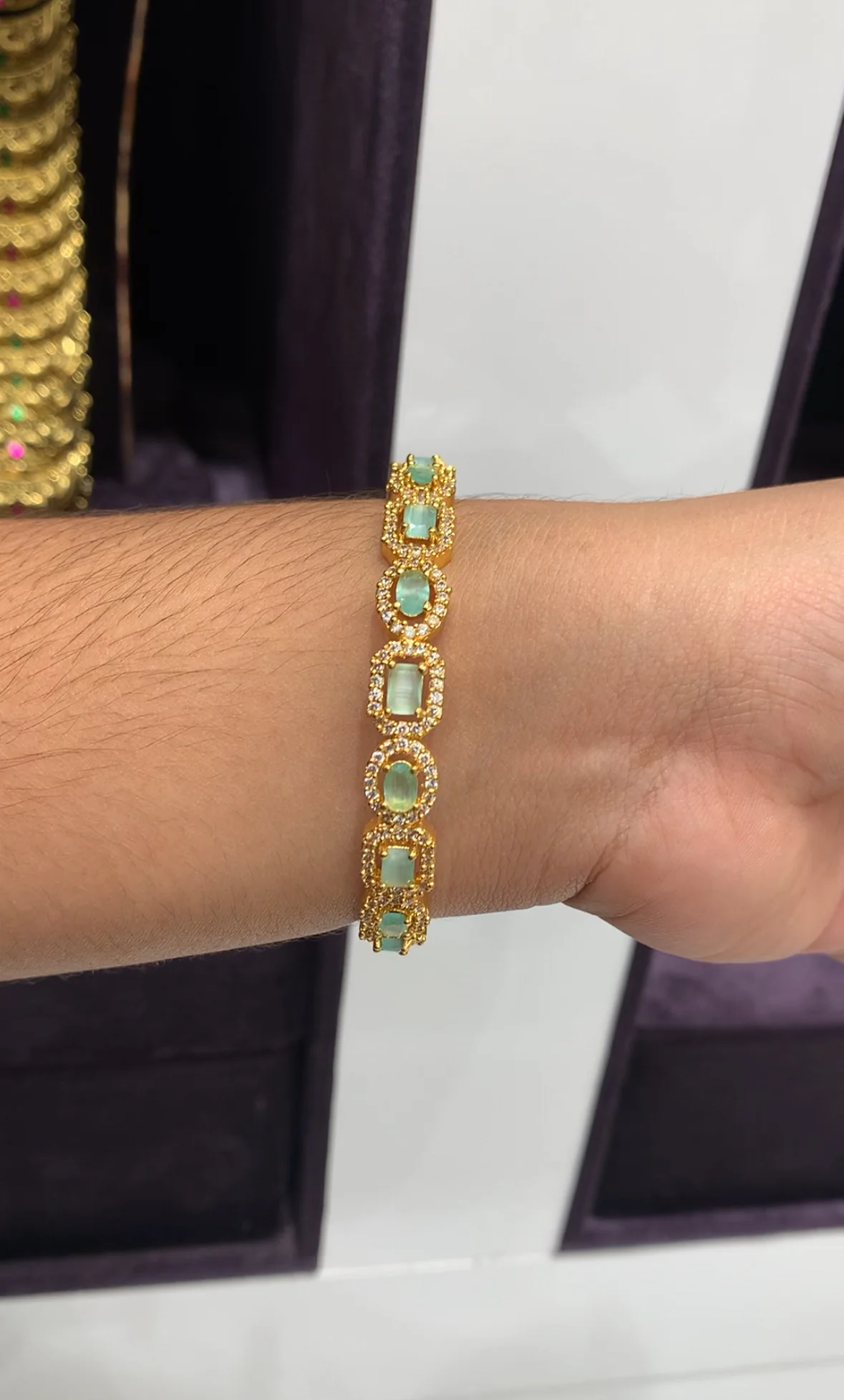 Beautiful bangle only 2.8 size available (single ) - Image 2
