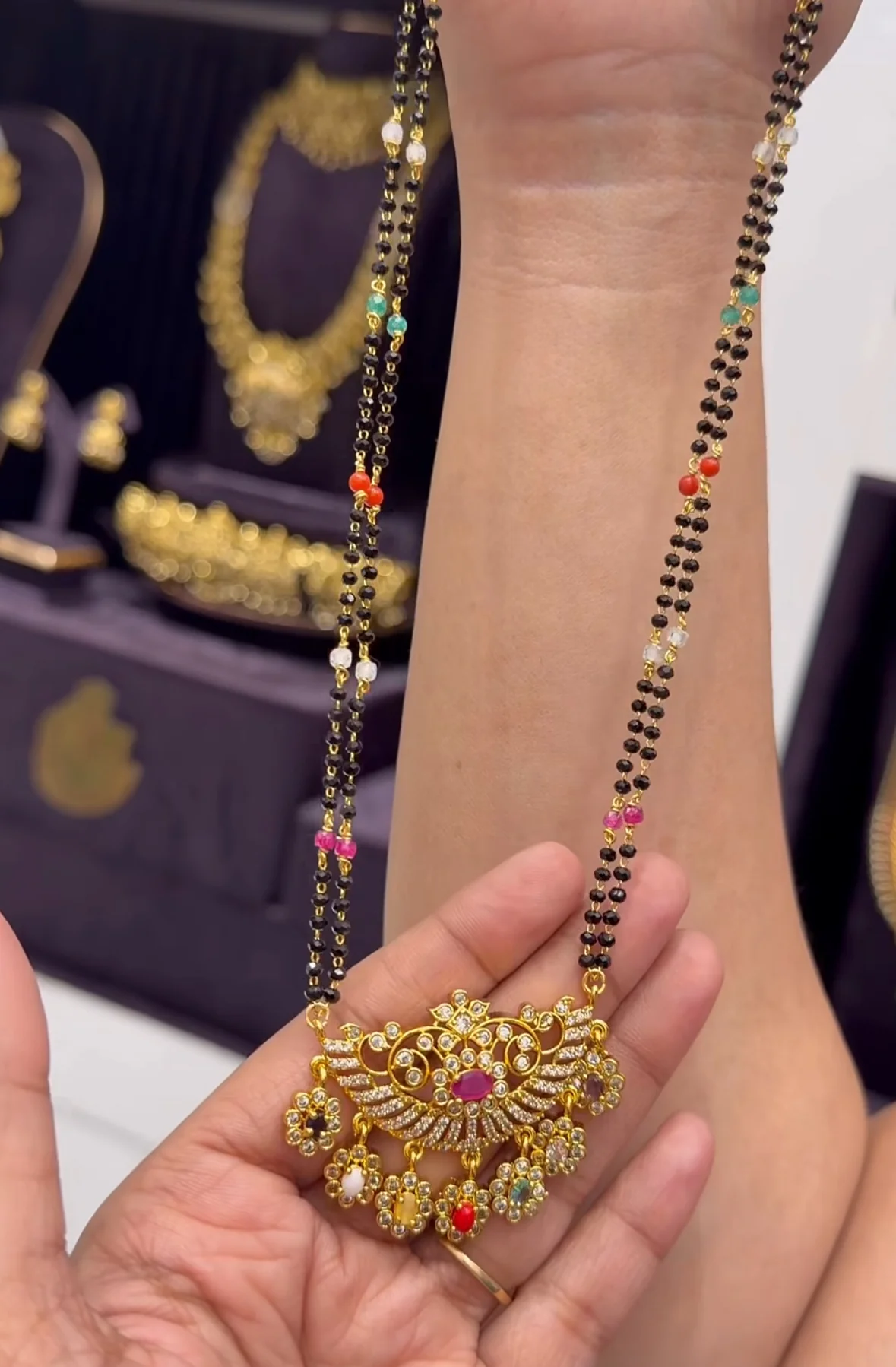 Beautiful customised navarathana style long blackbeads - Image 3