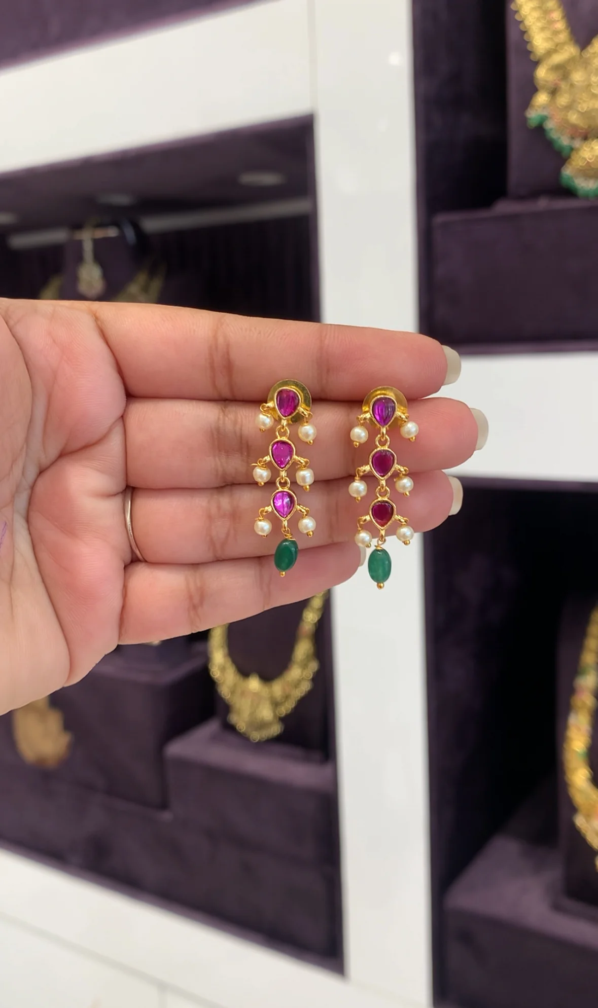 Beautiful earrings - Image 2
