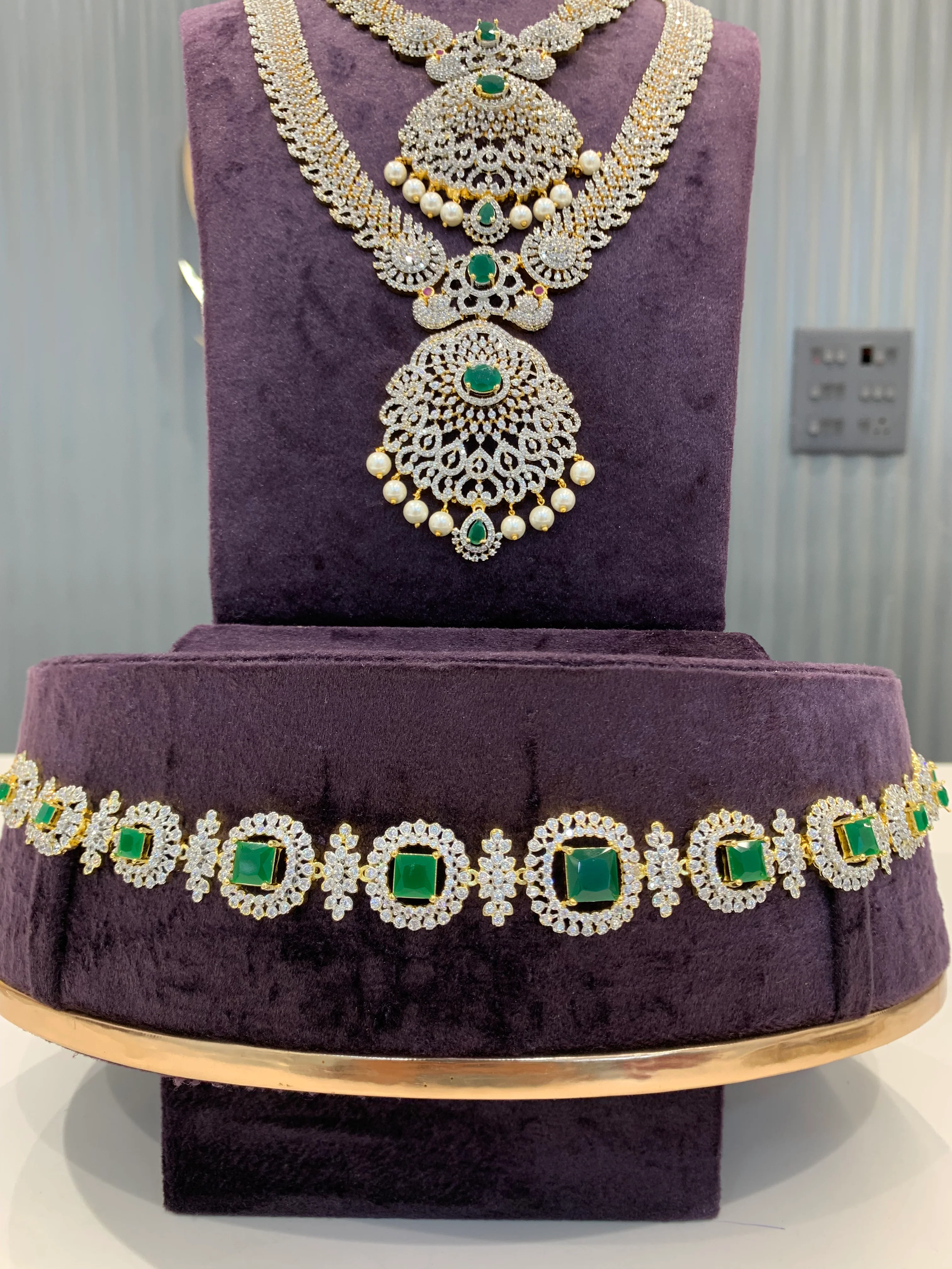 Beautiful GJ combo set for brides with chain vaddanam (for best price ever) - Image 3