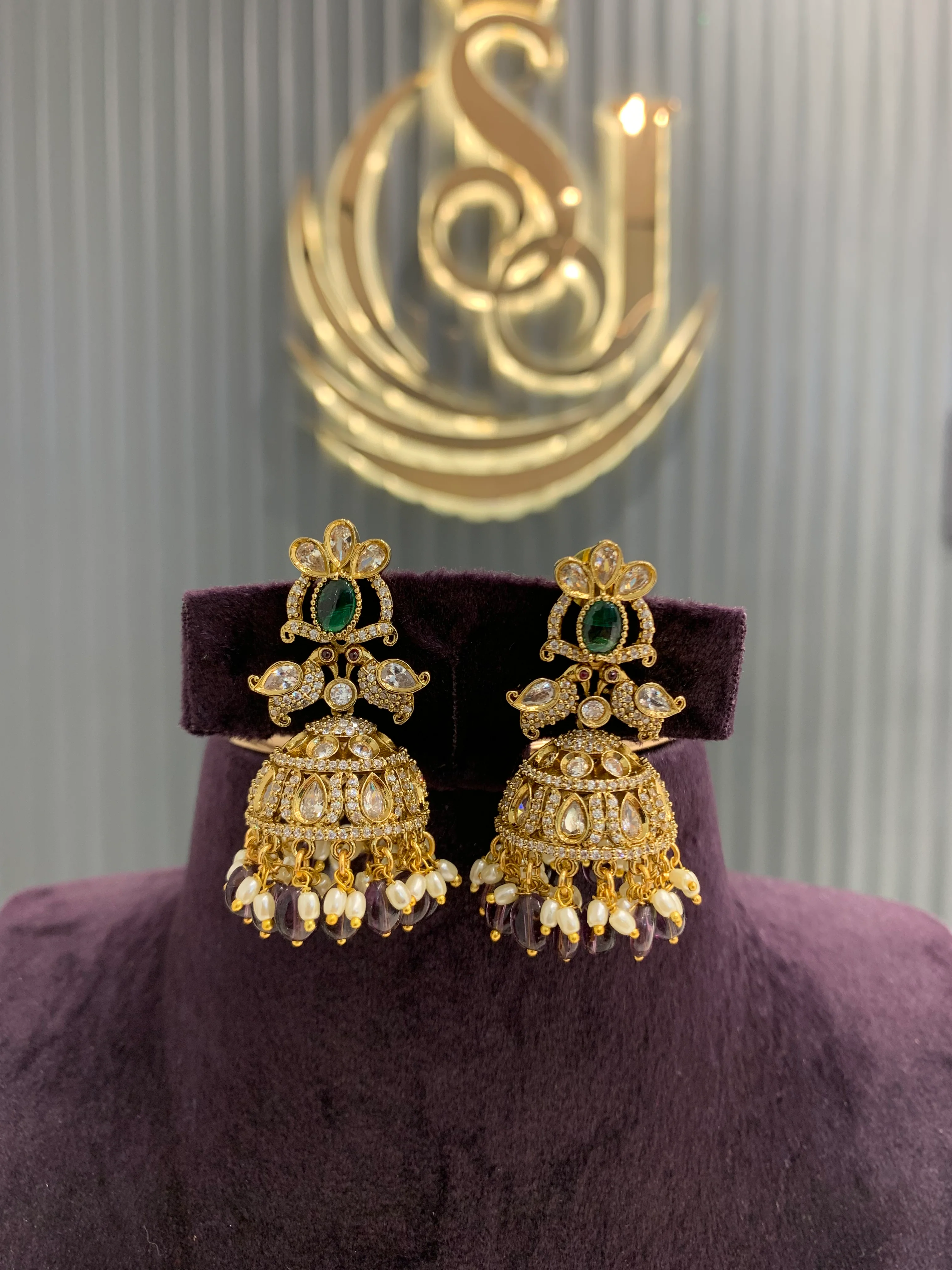 Beautiful jumkies - Image 3