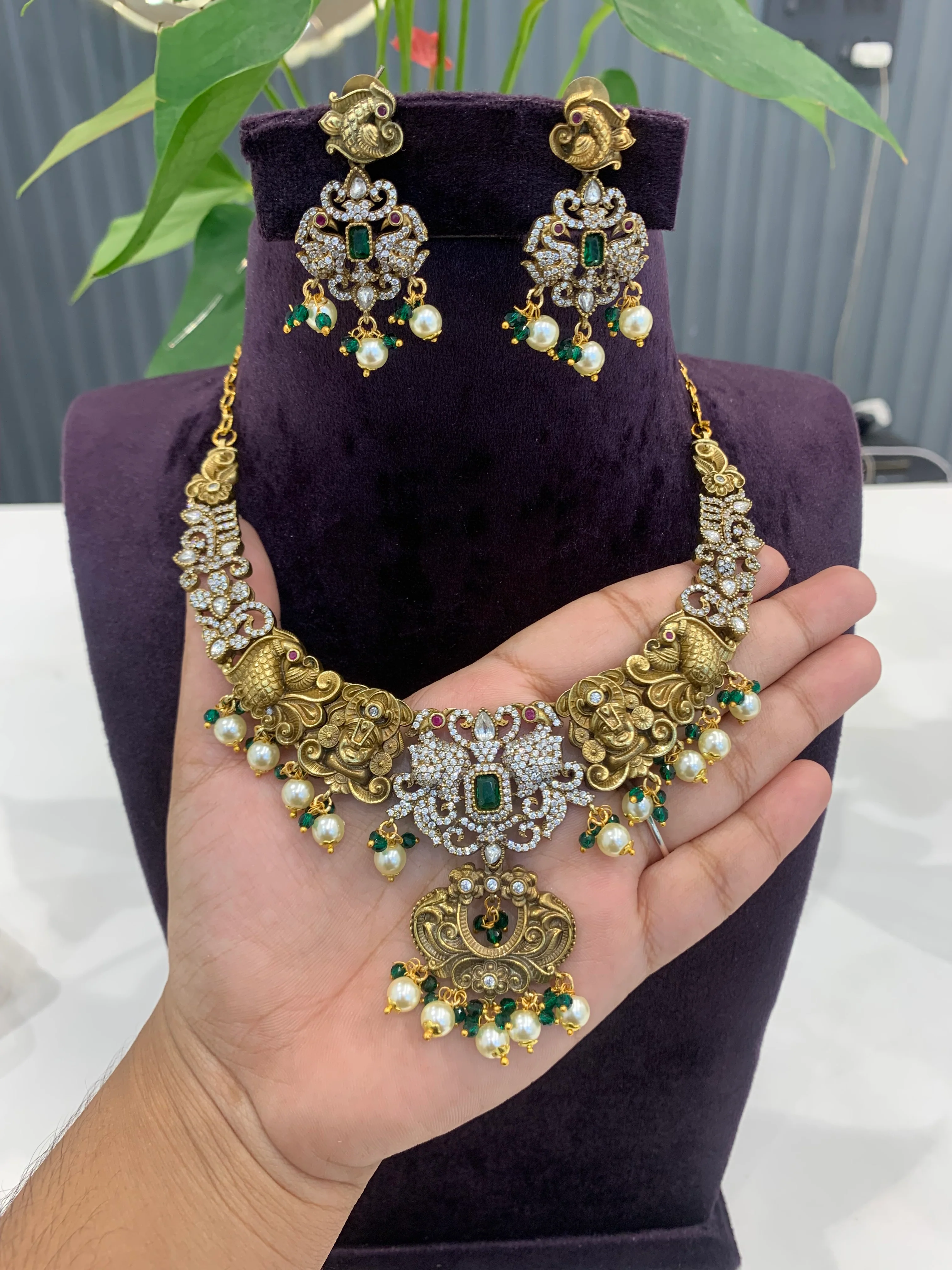 Beautiful mehandhi polish neckset - Image 3