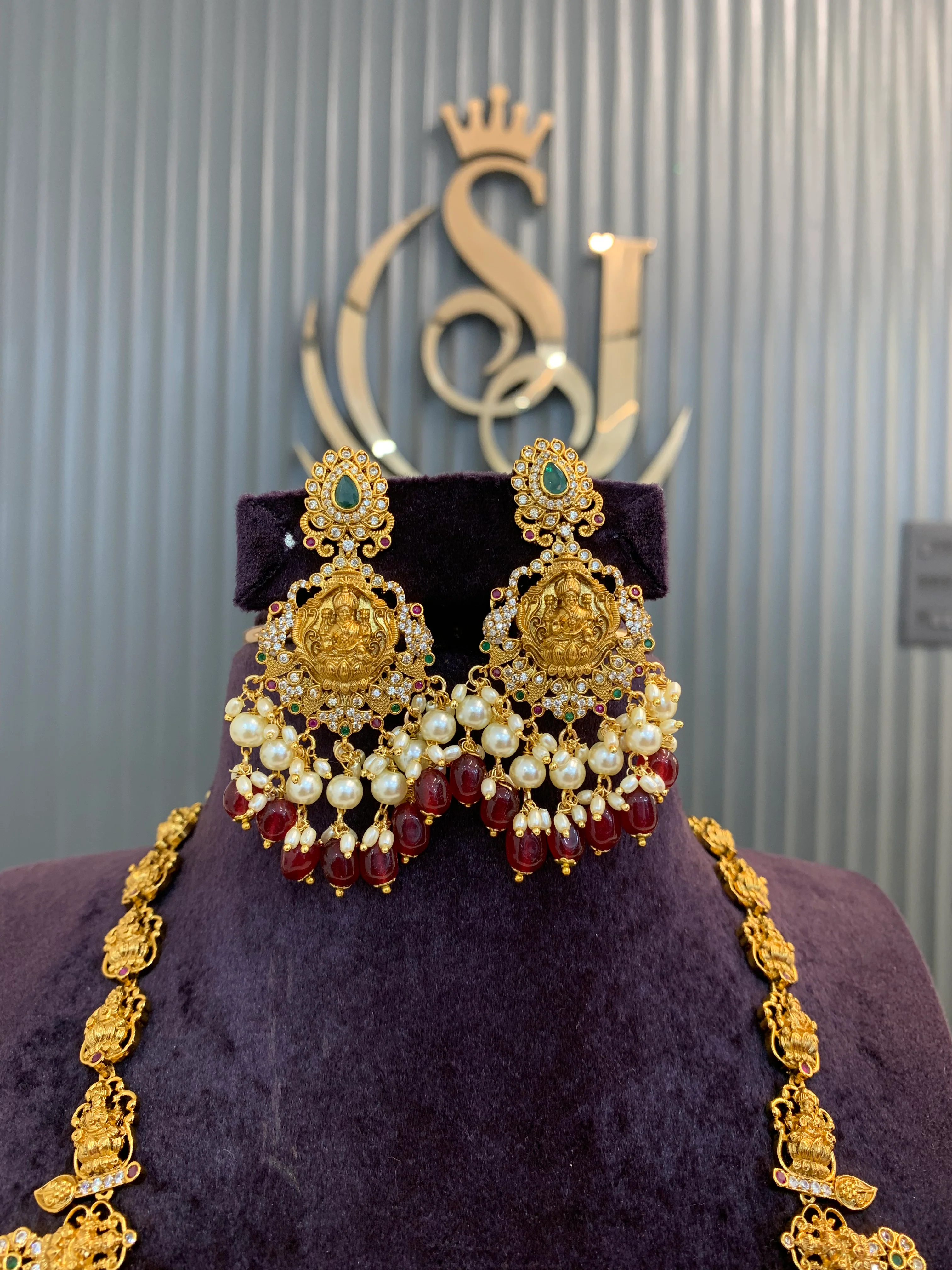 Beautiful Nakshi haram with red beads - Image 3