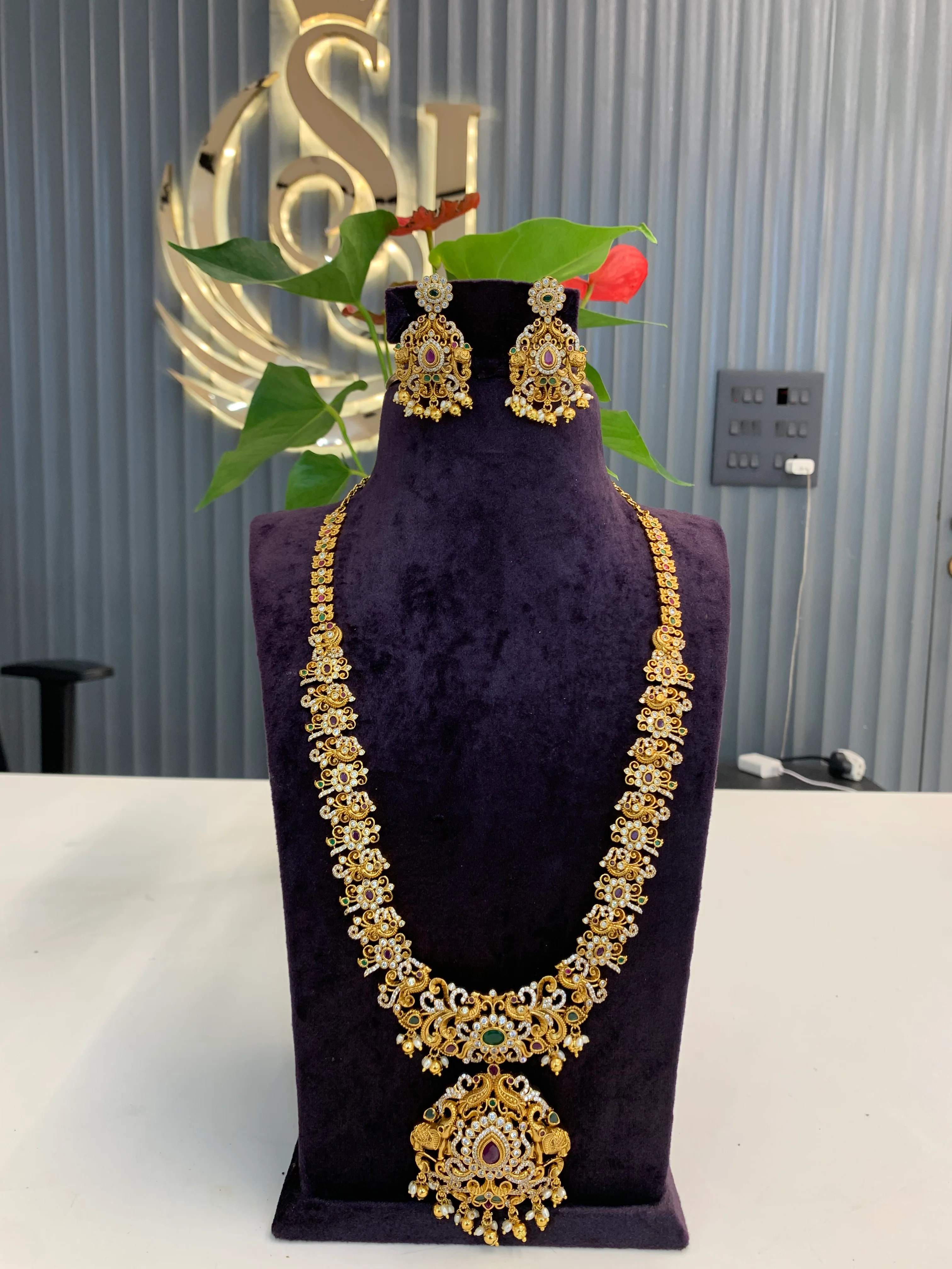 Beautiful nakshi long haram - Image 2