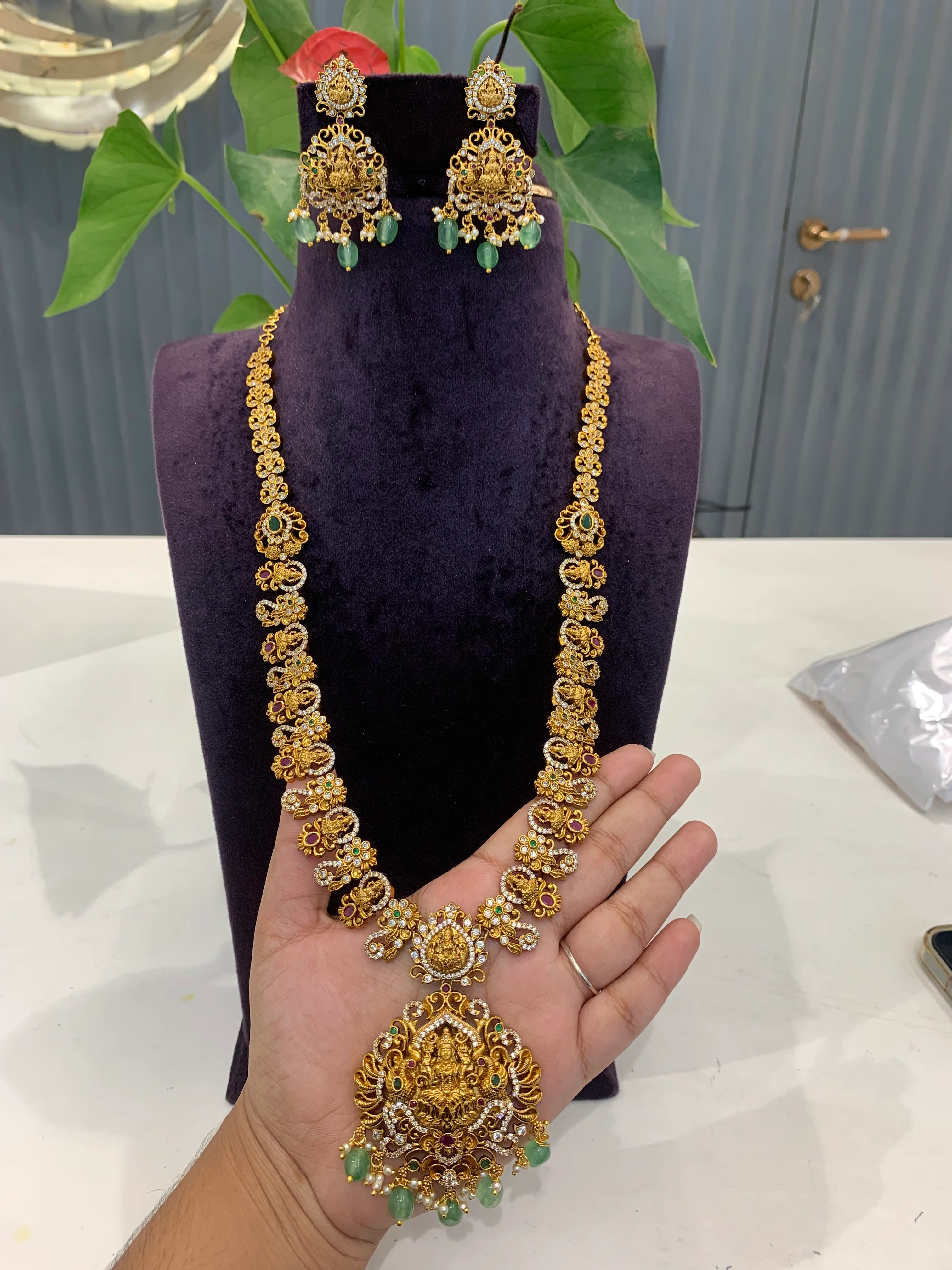 Beautiful nakshi long haram - Image 3