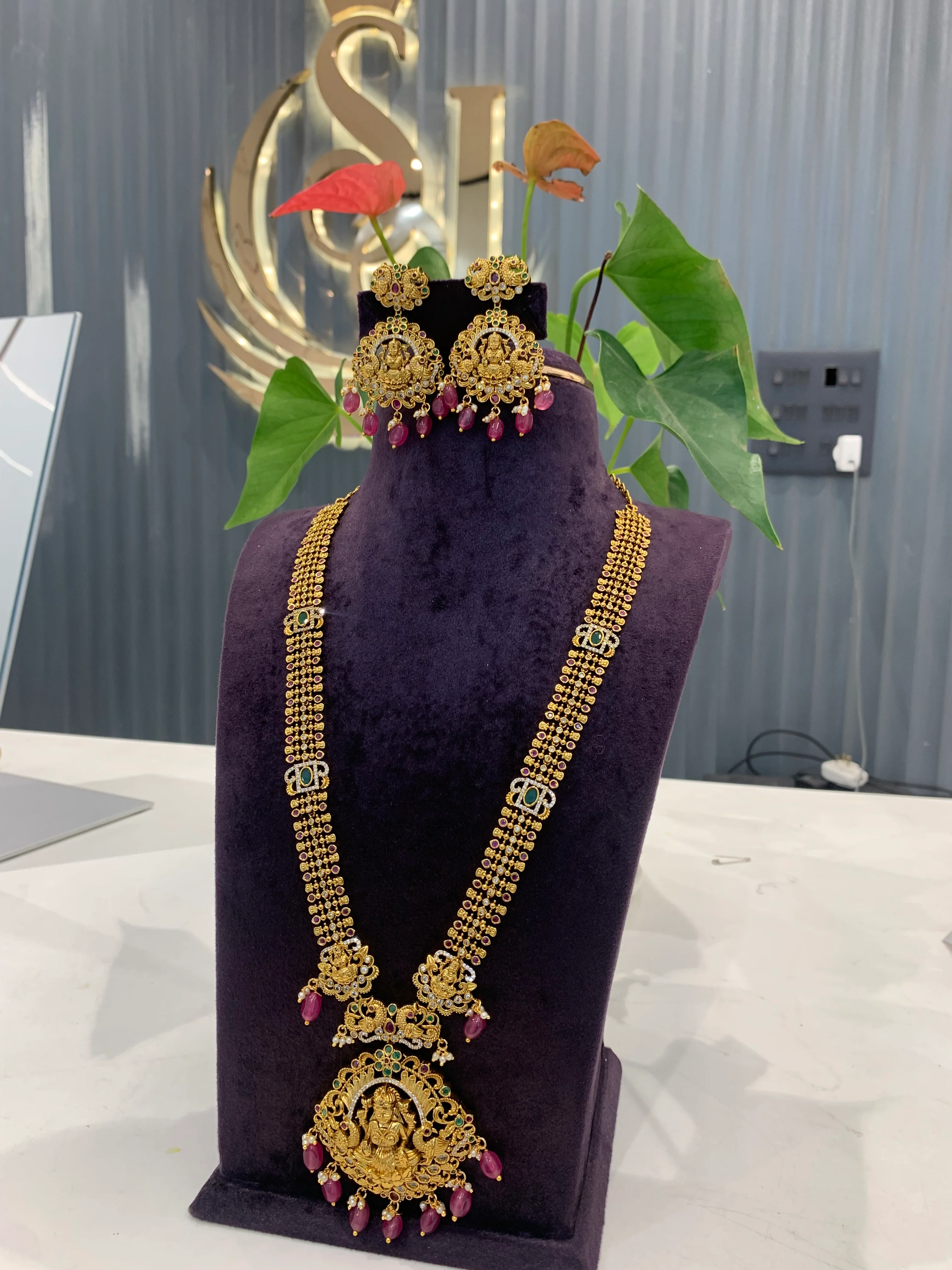 Beautiful nakshi long haram - Image 4