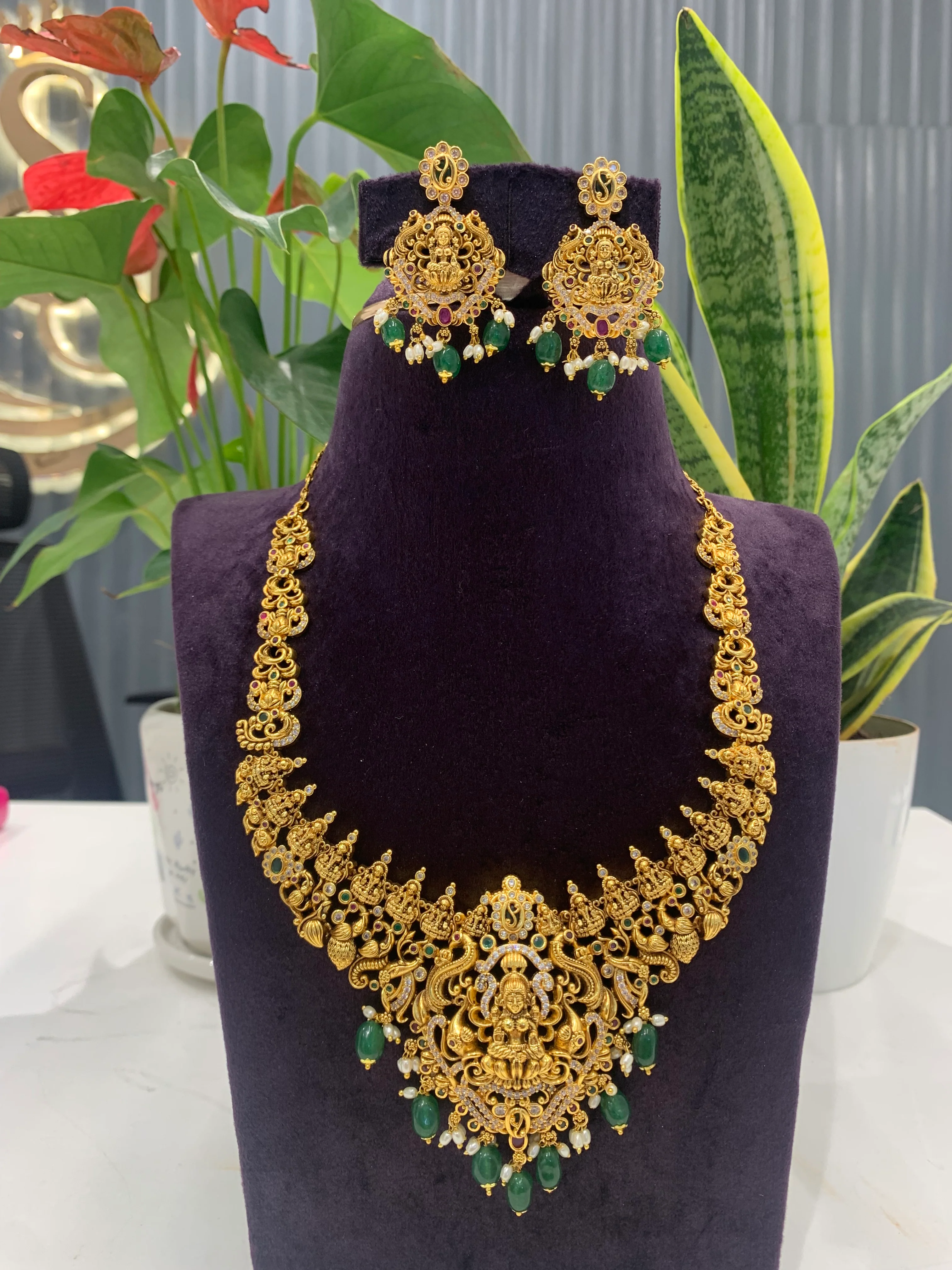 Beautiful nakshi necklace