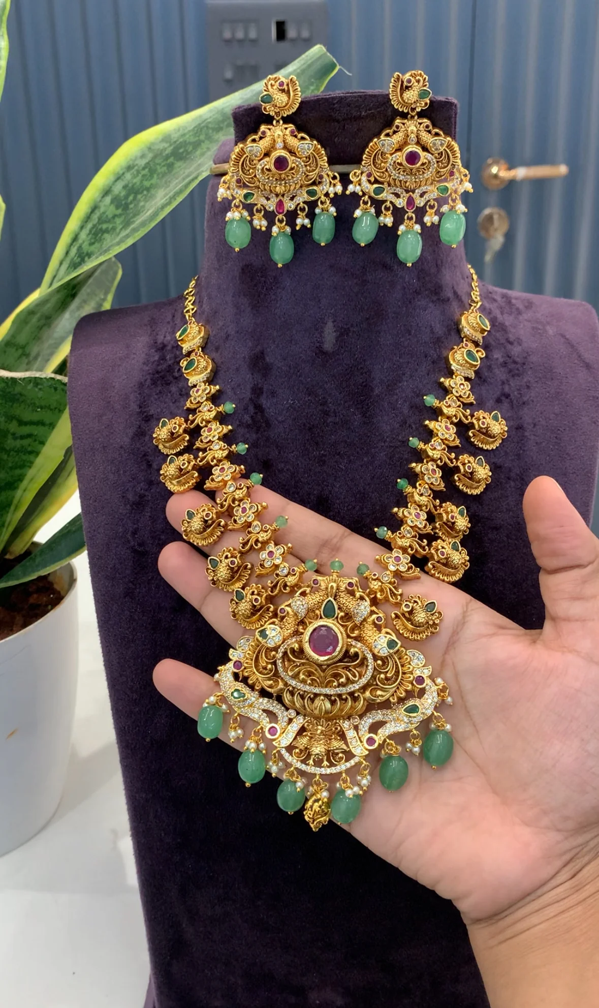 Beautiful nakshi necklace