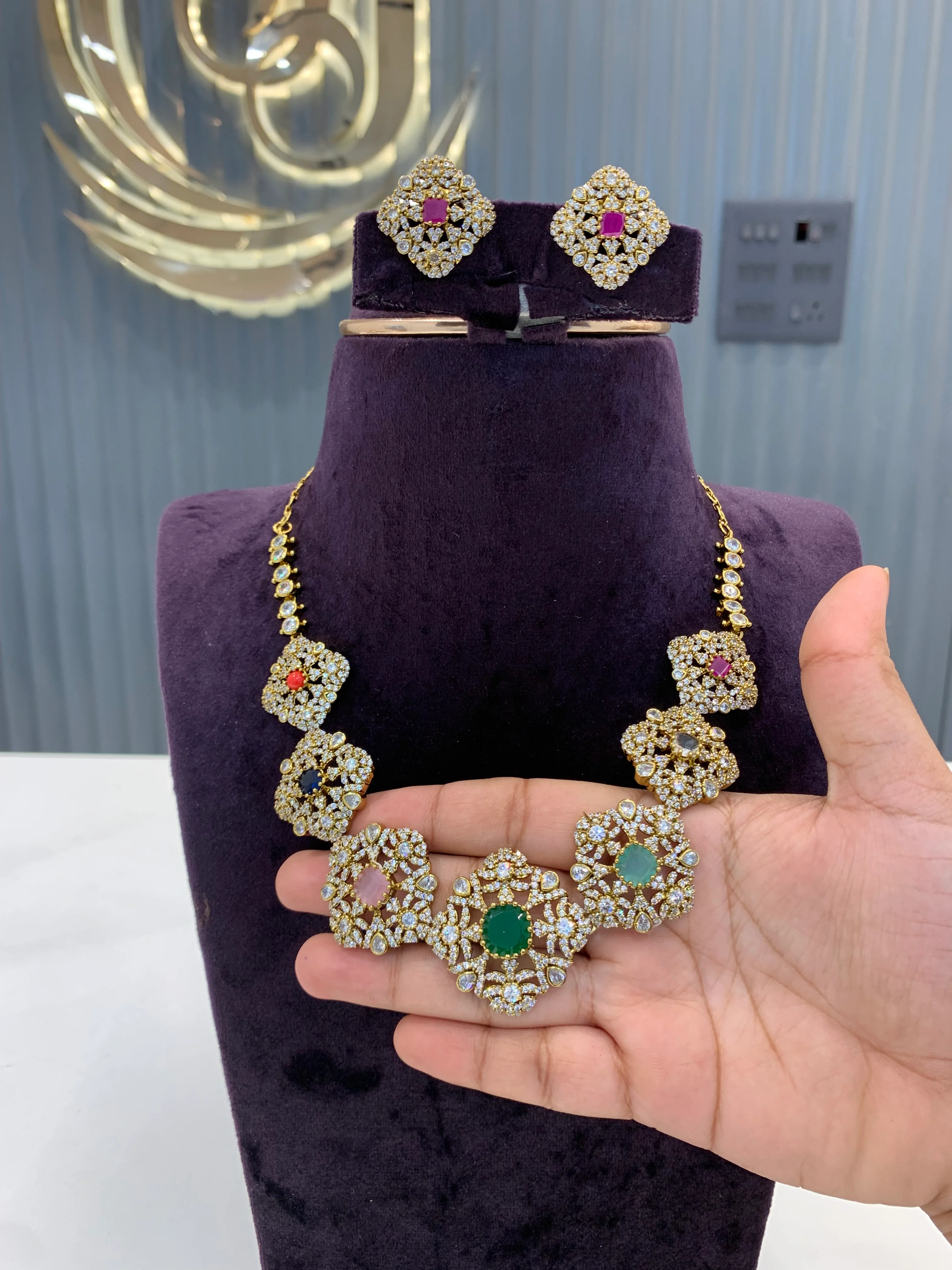 Beautiful Navarathna necklace - Image 3