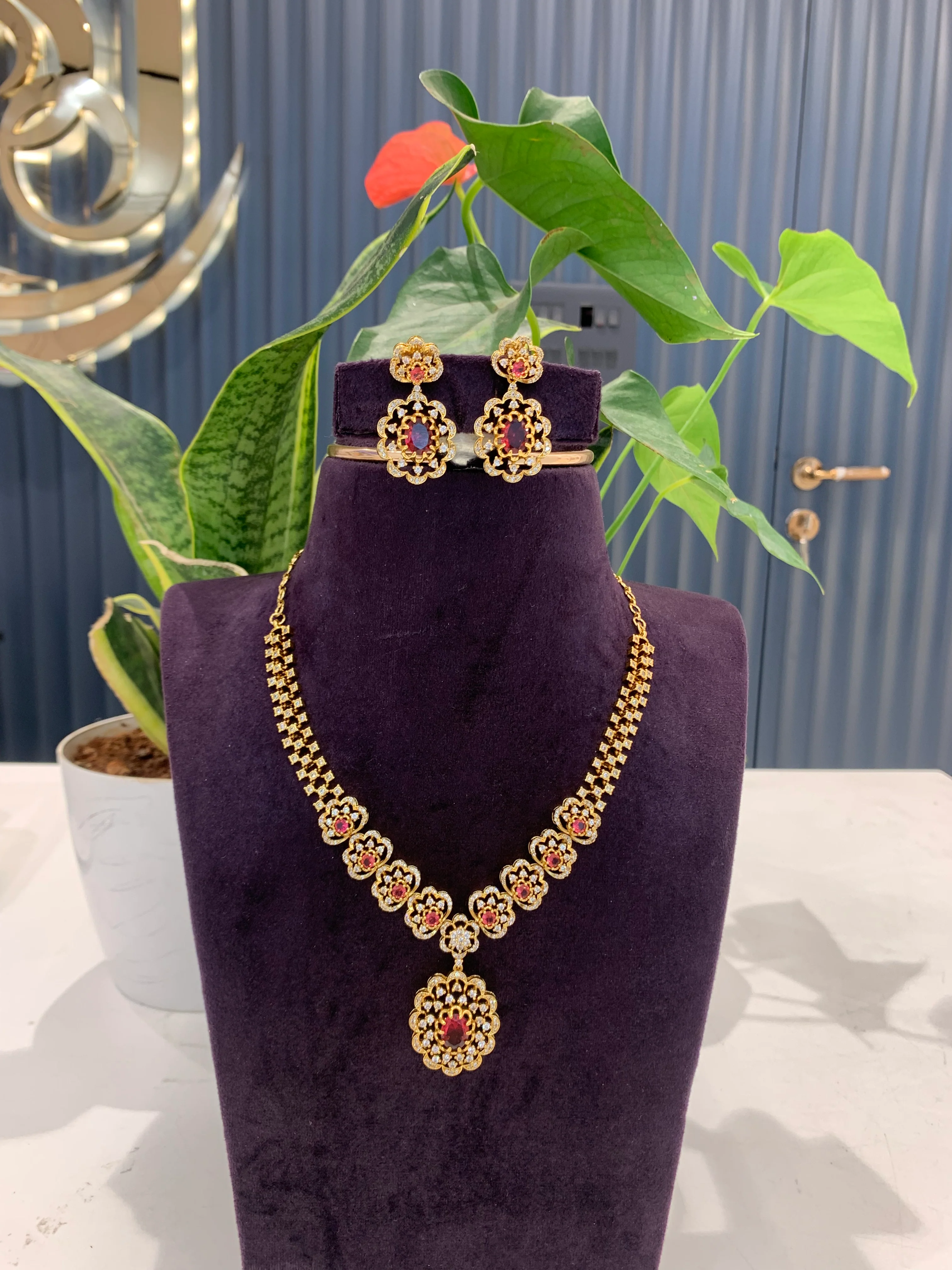 Beautiful party necklace - Image 2