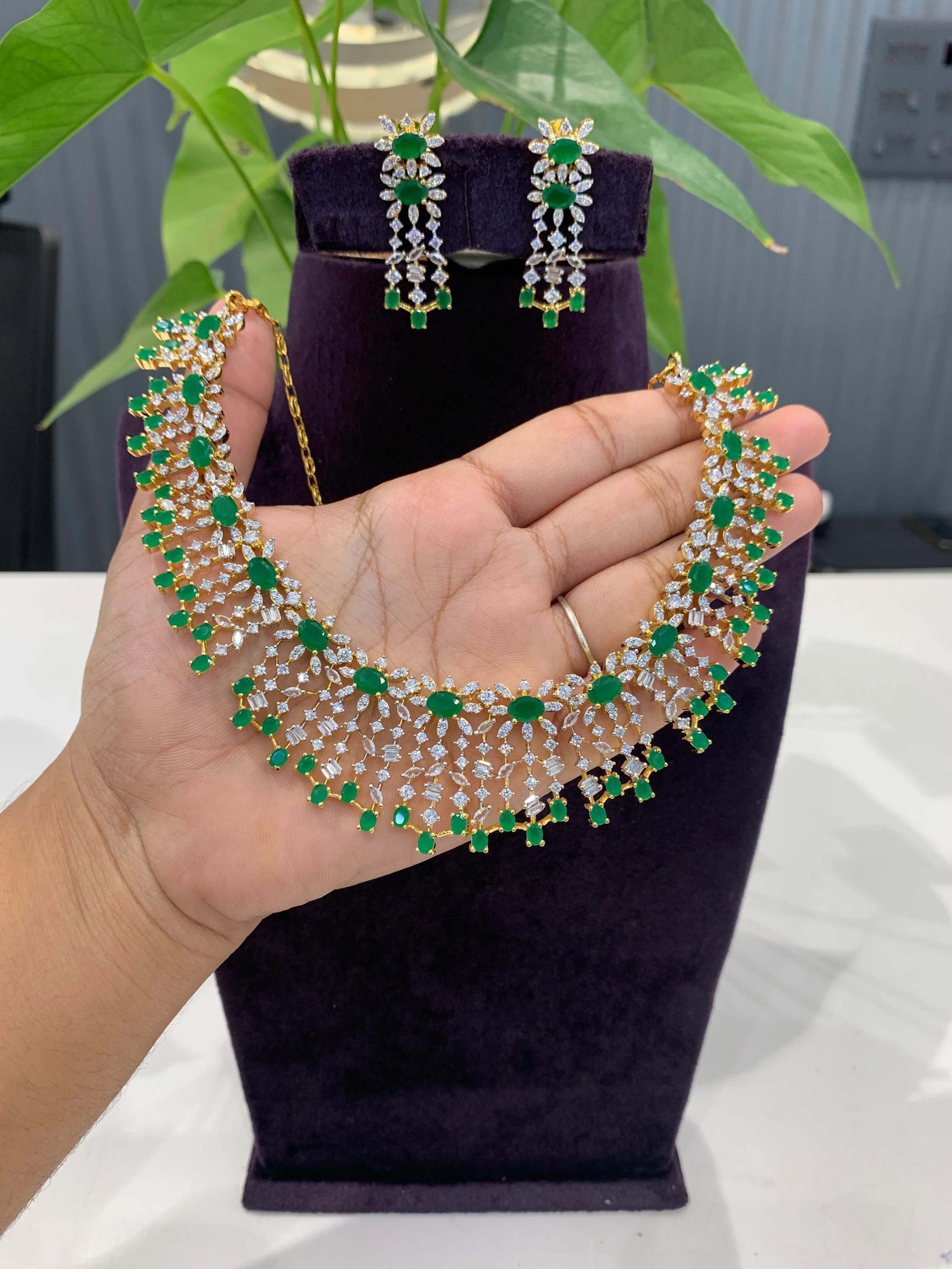 Beautiful simple neckset - Image 2