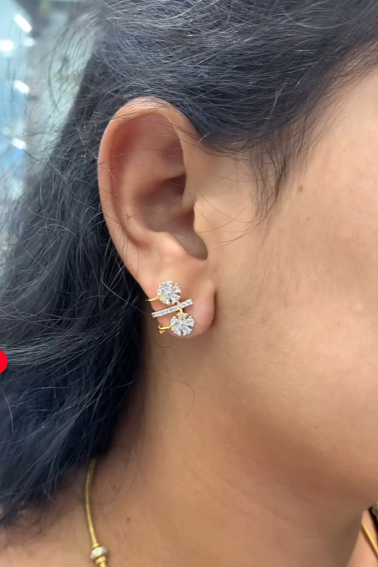 Beautiful studs - Image 2