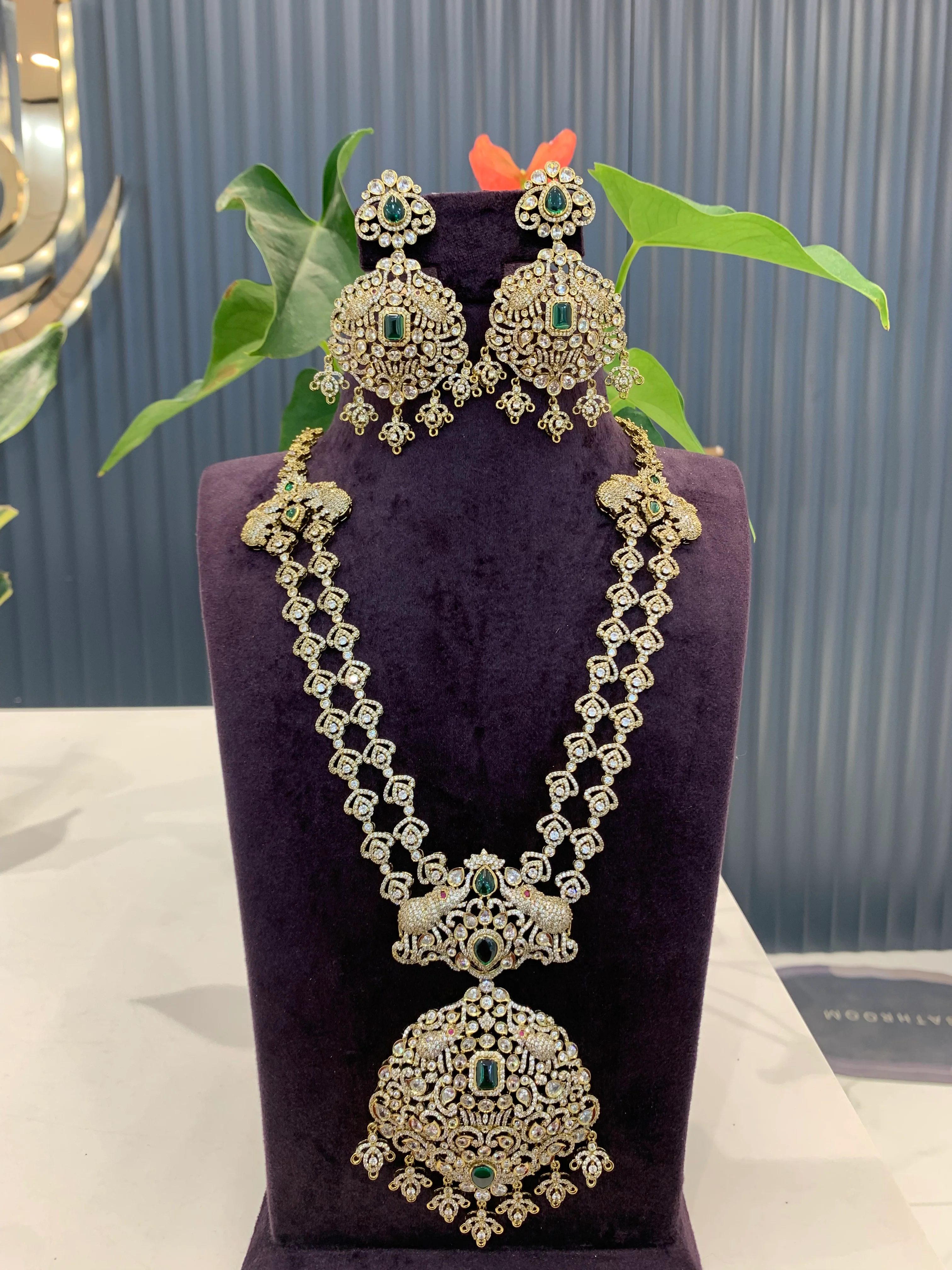 Beautiful Uncut stone Mehandi Victoria 2 layer Heavy Haram