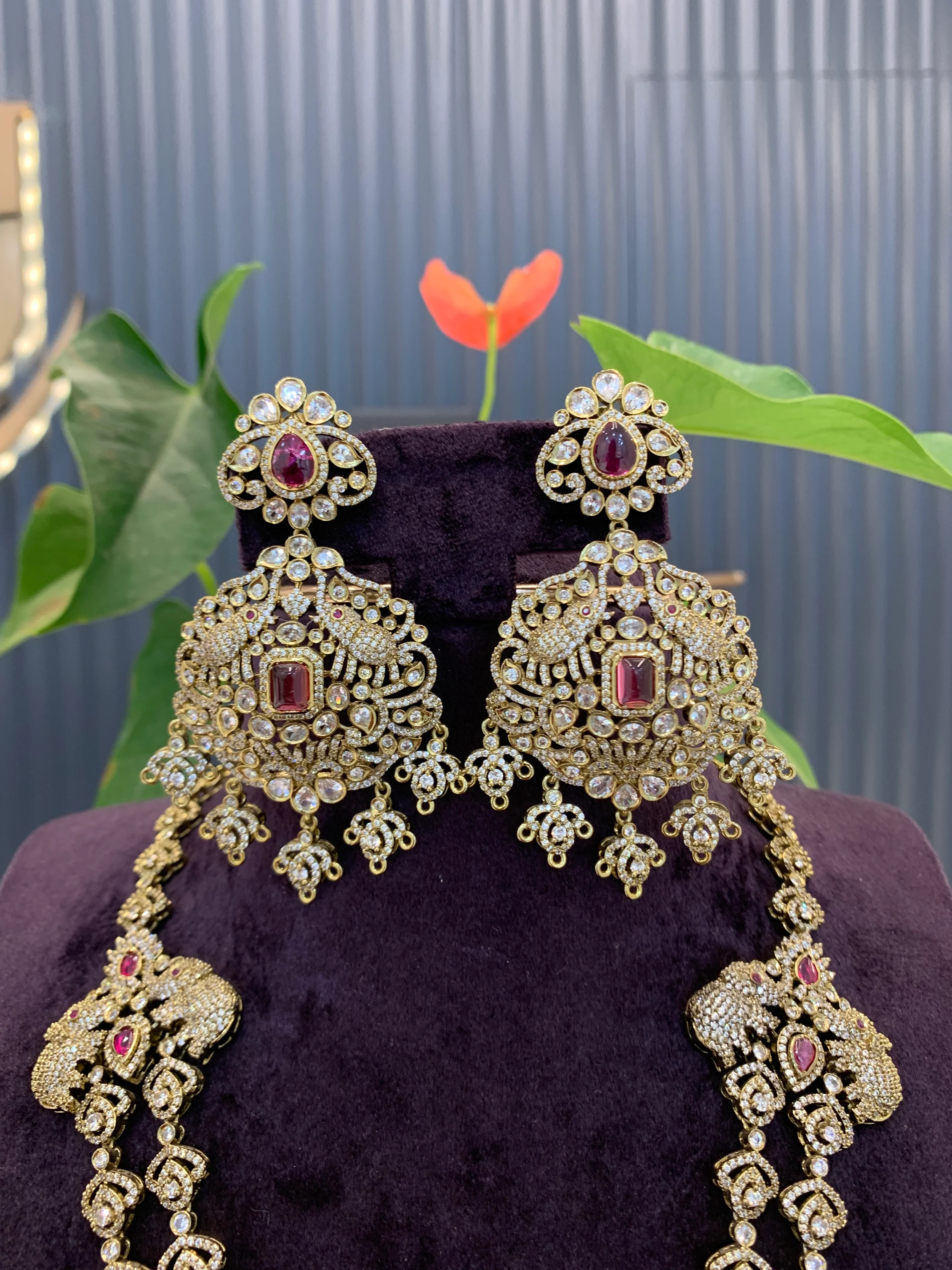 Beautiful Uncut stone mehandi Victoria 2 layer Heavy Pink stone Haram - Image 2