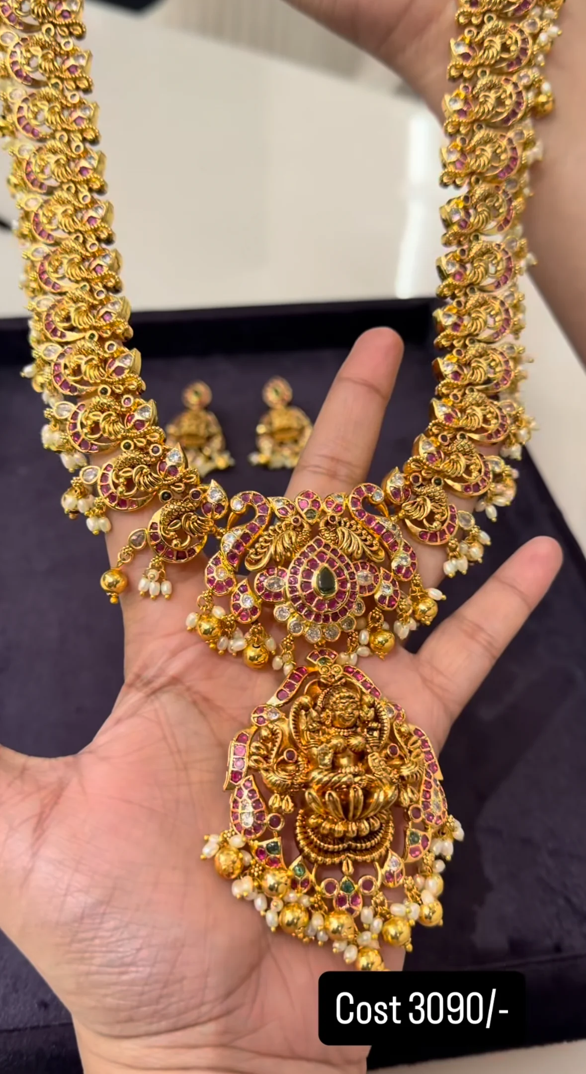 Beautiful customised haram - Image 2